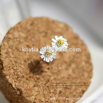 Wholesale fashion jewelry simple and elegant 925 sterling silver daisy earring